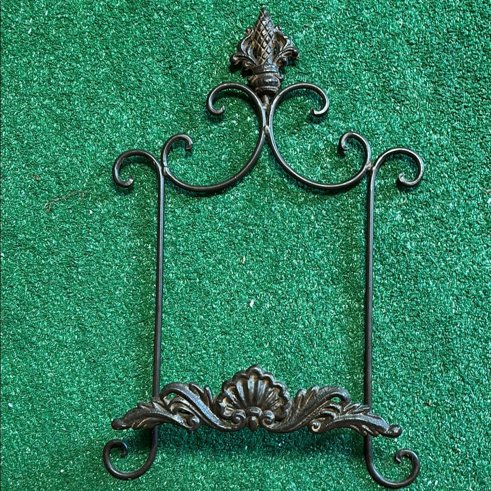 Decorative Metal Book Holder